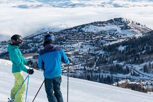 O The Traveller GUIDE Ski é o primeiro guia da agência sobre esportes de neve e indica atrativos na América do Norte e na Europa / Foto: Divulgação/The Traveller Guide Ski 